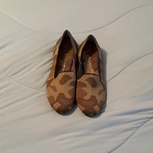 Rothy's Women's Tan Camo Loafers